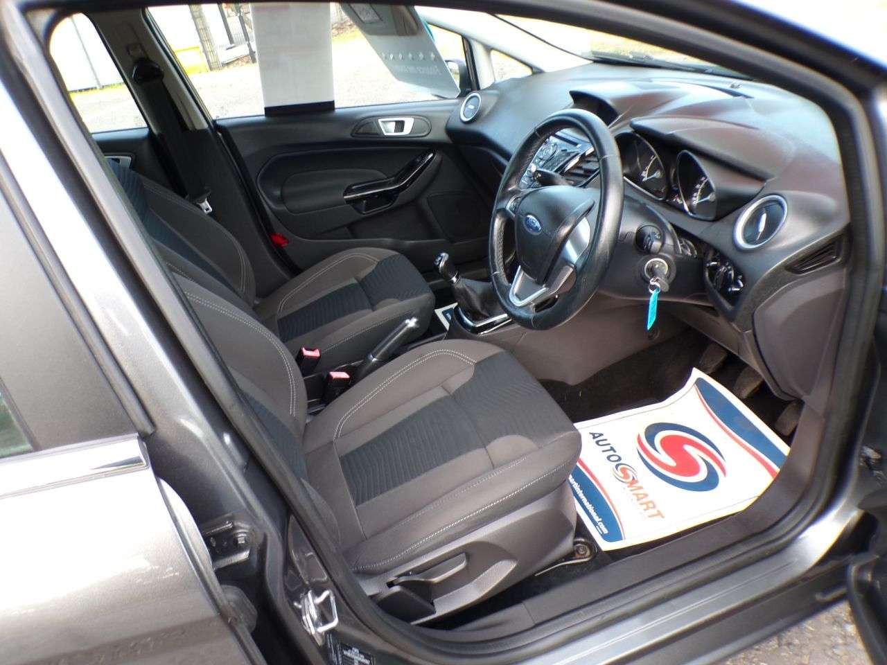 A 2017 FORD FIESTA 1.0T Zetec 2017,Sat Nav,Bluetooth,DAB,Air Con,65mpg,£20 Road Tax,F.S.H,Ulez A 2017 FORD FIESTA 1.0T Zetec 2017,Sat Nav,Bluetooth,DAB,Air Con,65mpg,£20 Road Tax,F.S.H,Ulez