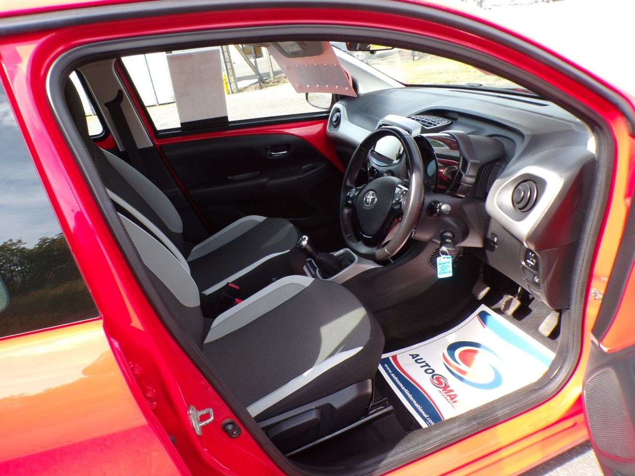 2016 TOYOTA AYGO 2016 TOYOTA AYGO