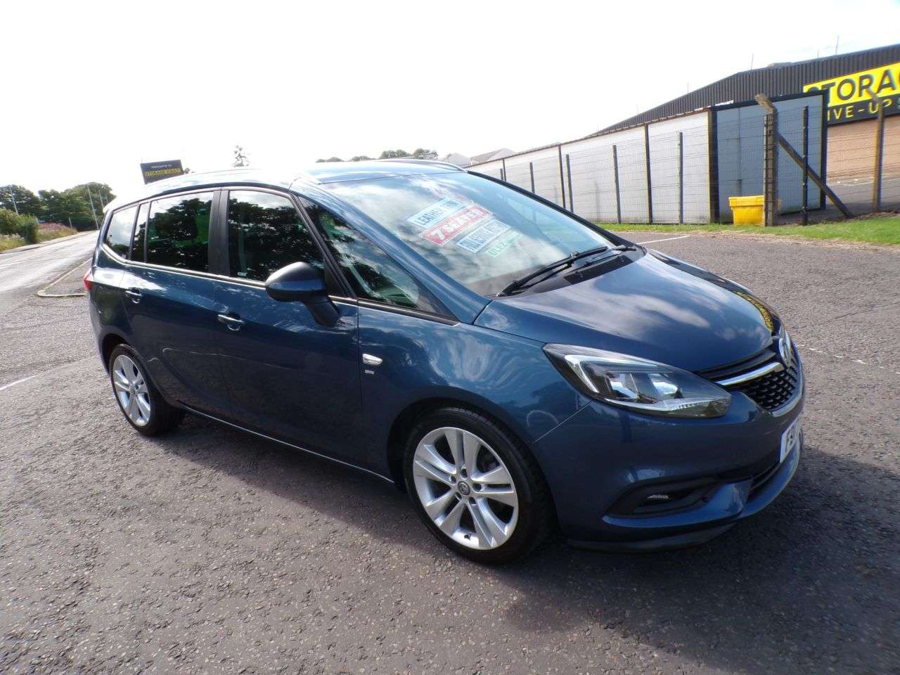 A 2017 VAUXHALL ZAFIRA TOURER 1.4i SRi 2017,7 Seater,Parking Sensors,Bluetooth,Cruise,DAB,F.S.H,Ulez Comp A 2017 VAUXHALL ZAFIRA TOURER 1.4i SRi 2017,7 Seater,Parking Sensors,Bluetooth,Cruise,DAB,F.S.H,Ulez Comp