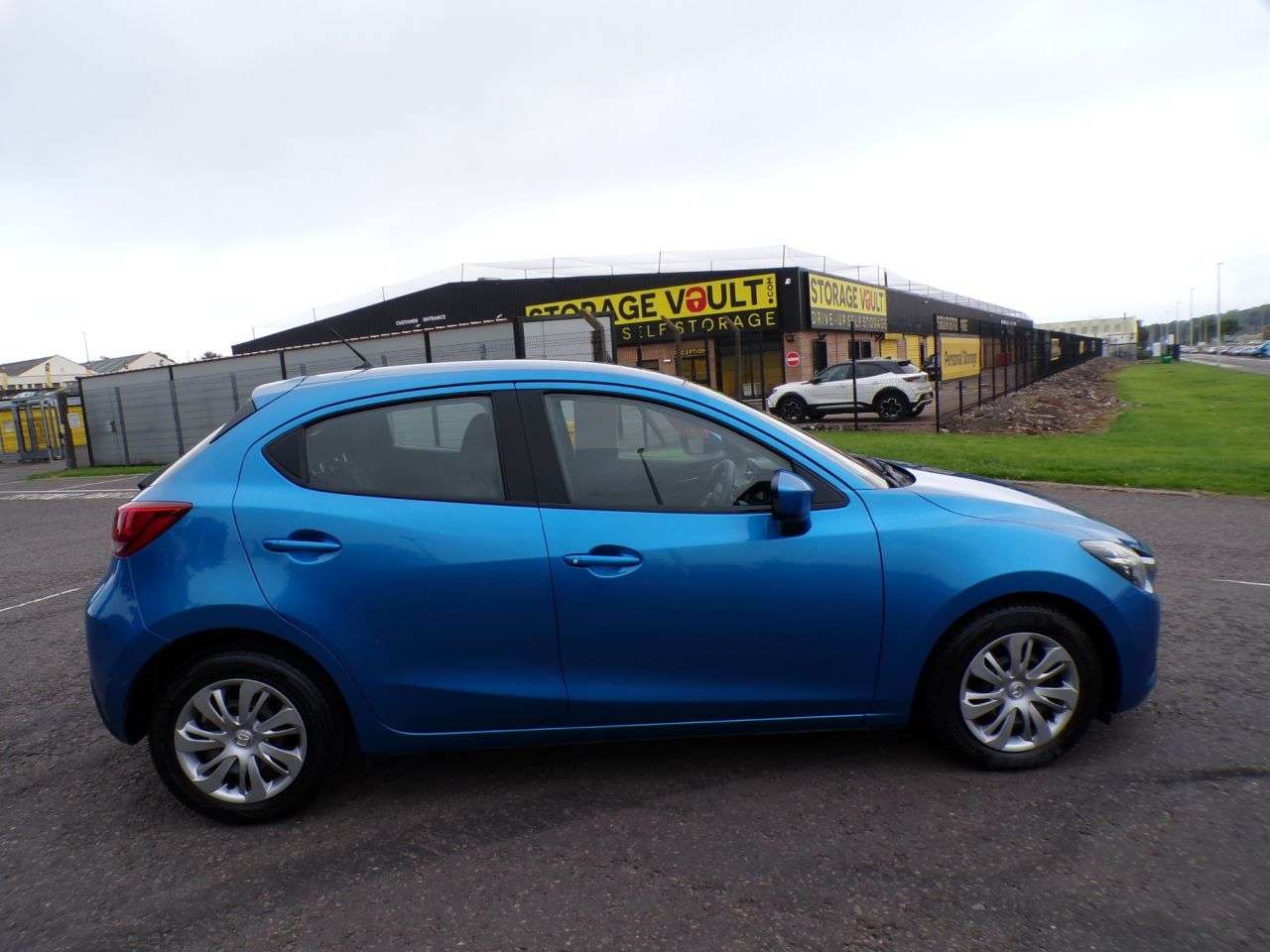 2015 MAZDA MAZDA2 2015 MAZDA MAZDA2