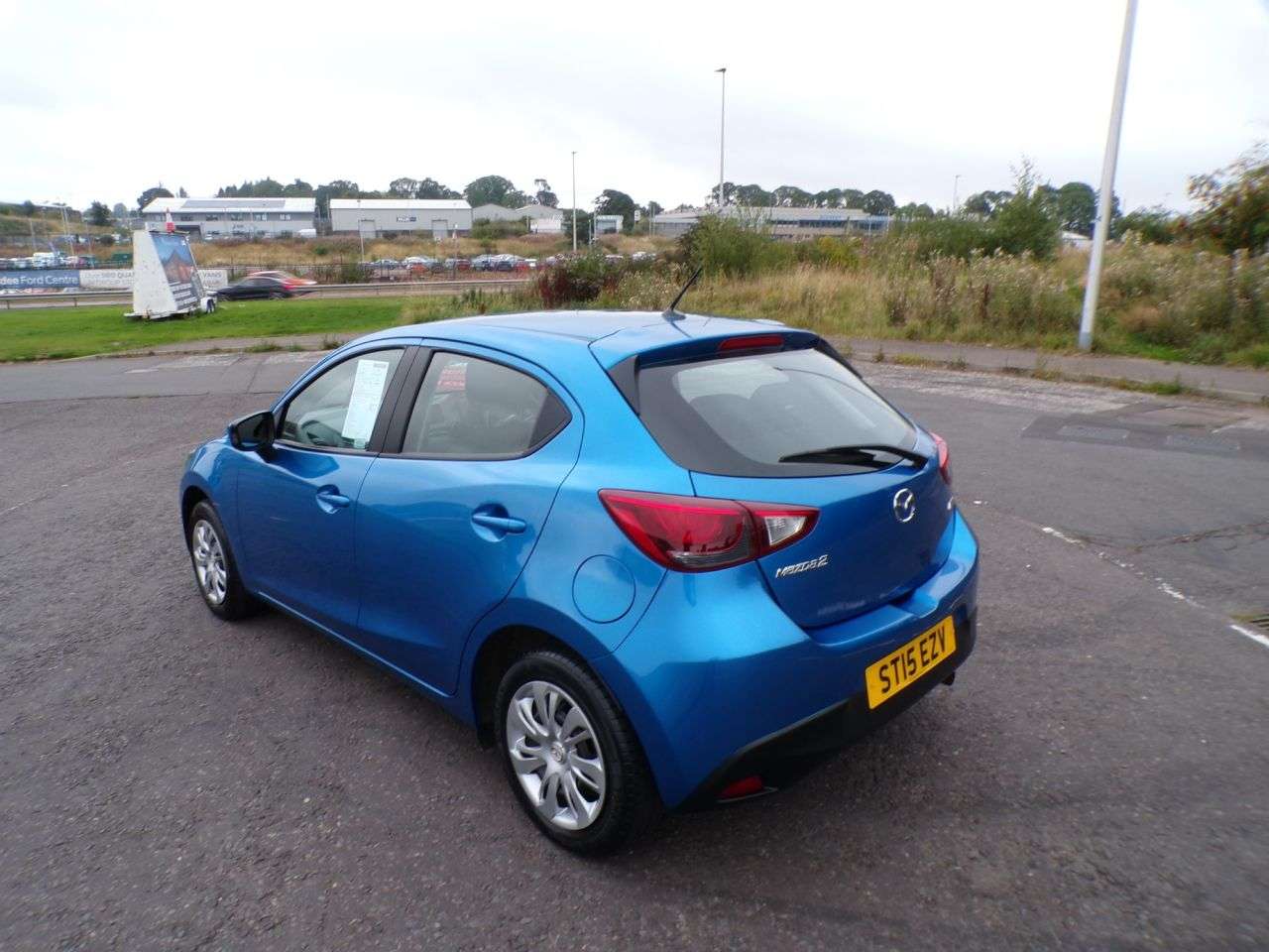 2015 MAZDA MAZDA2 2015 MAZDA MAZDA2