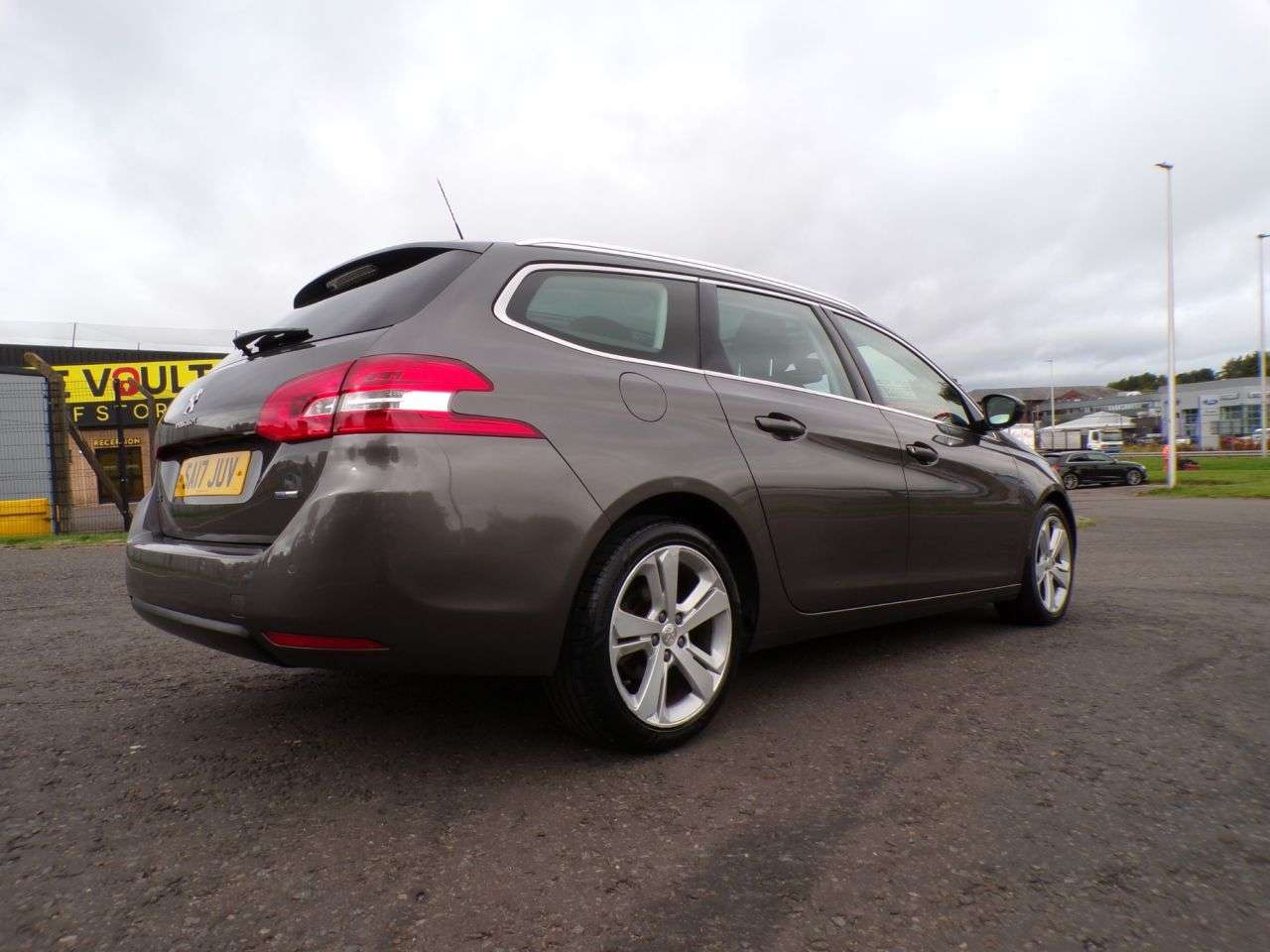 2017 PEUGEOT 308 SW 2017 PEUGEOT 308 SW