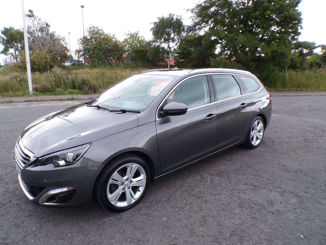 A 2017 PEUGEOT 308 SW 1.2 Allure Estate 2017.Sat Nav,Glass Roof,Parking Sensors,Cruise,DAB,Ulez C A 2017 PEUGEOT 308 SW 1.2 Allure Estate 2017.Sat Nav,Glass Roof,Parking Sensors,Cruise,DAB,Ulez C