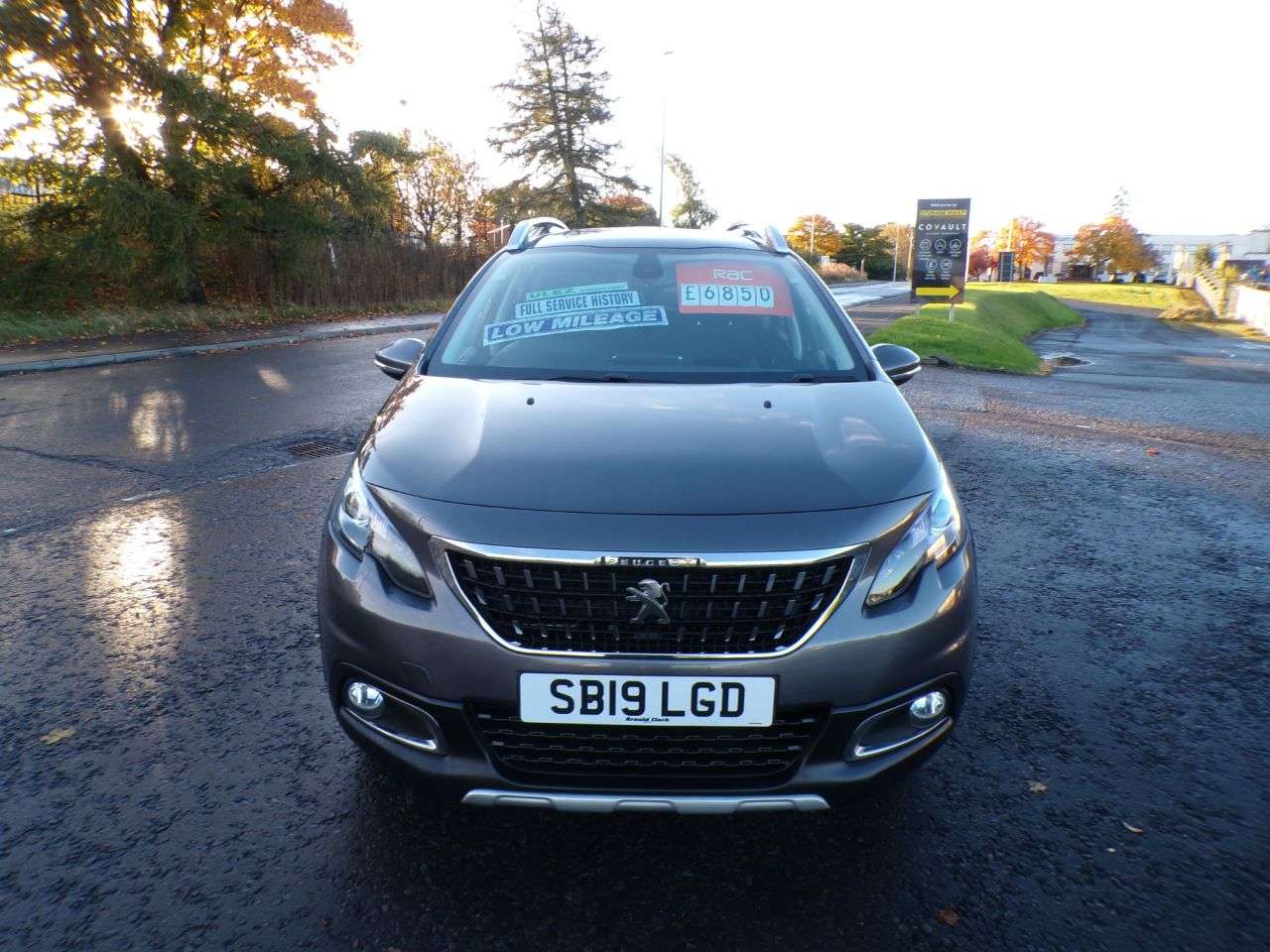 2019 PEUGEOT 2008 2019 PEUGEOT 2008