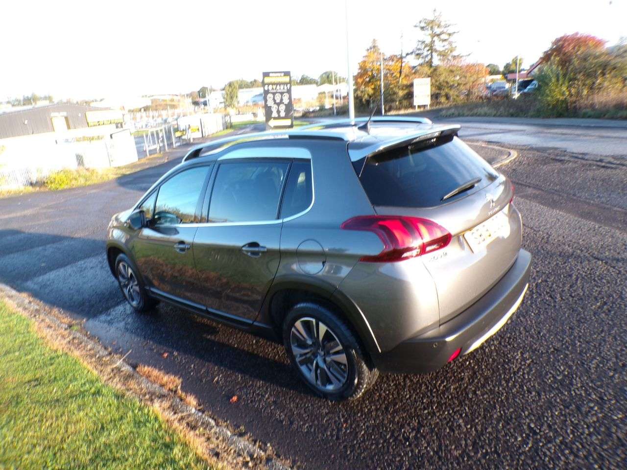 2019 PEUGEOT 2008 2019 PEUGEOT 2008