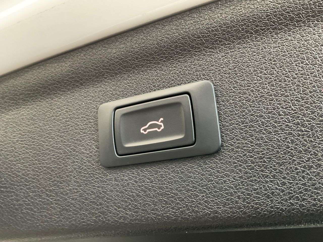2018 AUDI Q3 2018 AUDI Q3