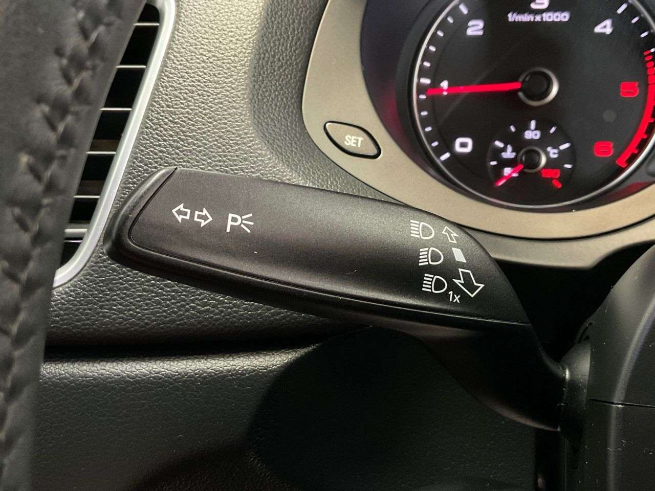 2018 AUDI Q3 2018 AUDI Q3