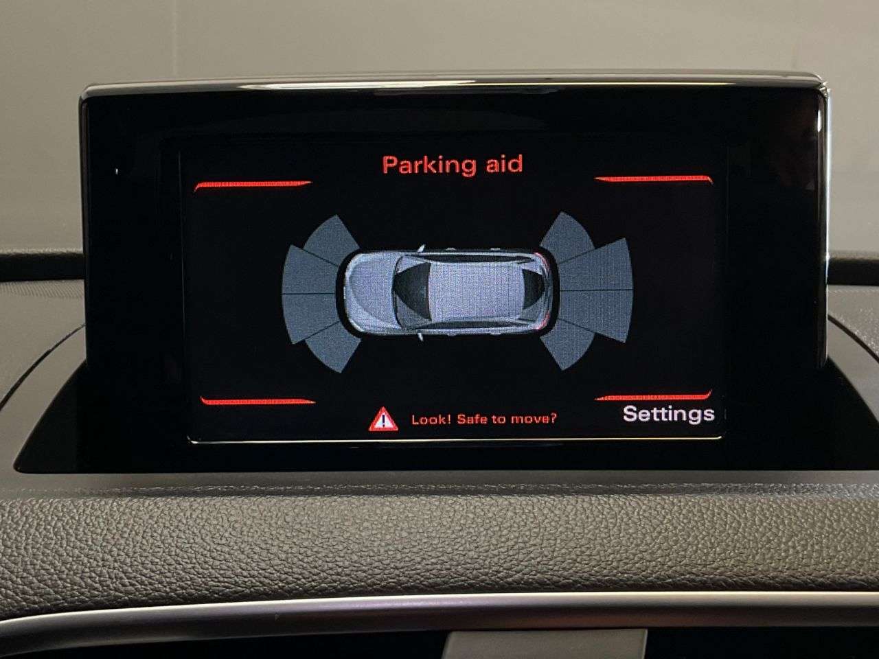 2018 AUDI Q3 2018 AUDI Q3