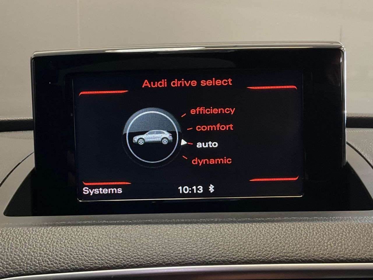 2018 AUDI Q3 2018 AUDI Q3