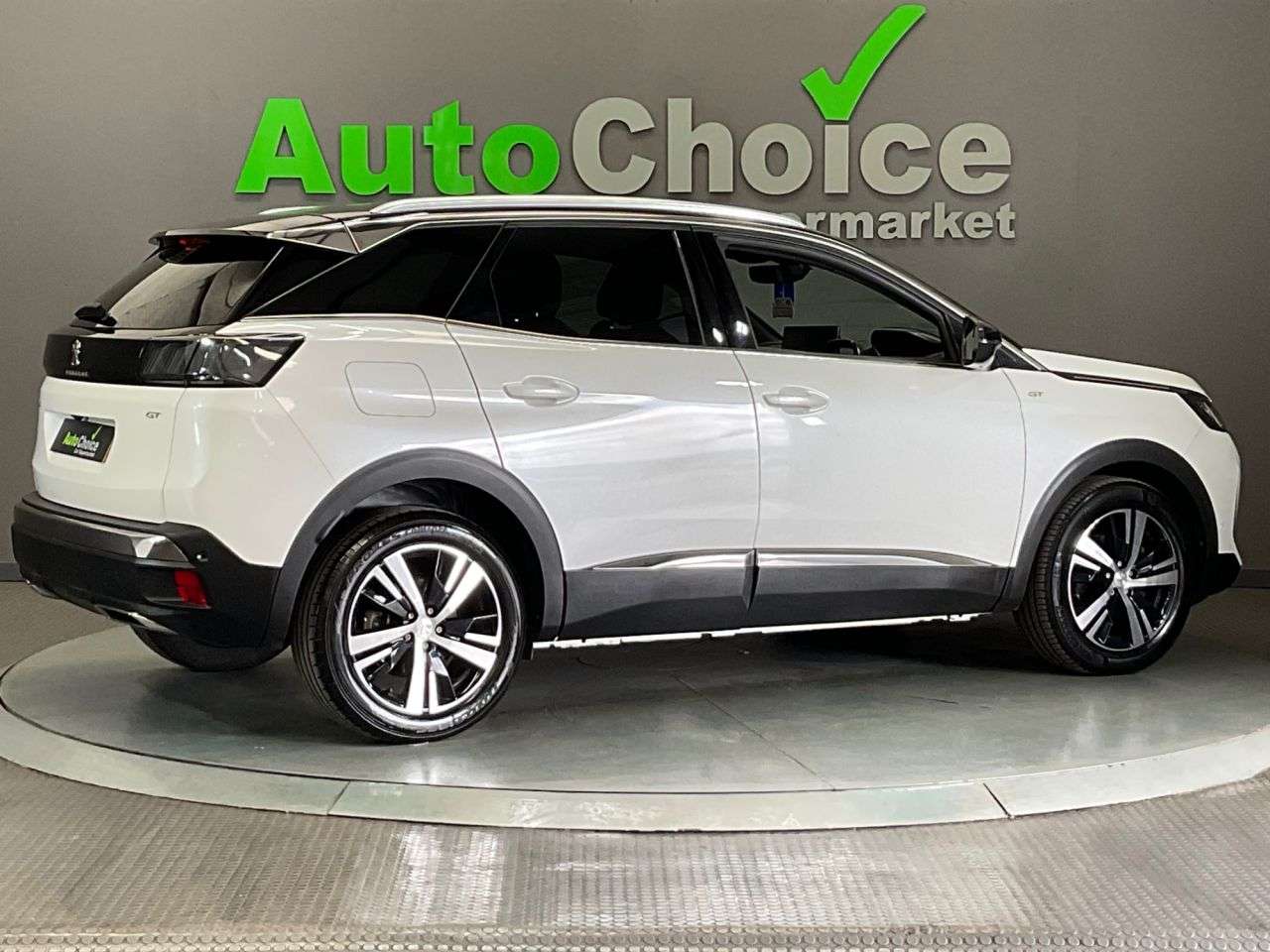 2022 PEUGEOT 3008 2022 PEUGEOT 3008