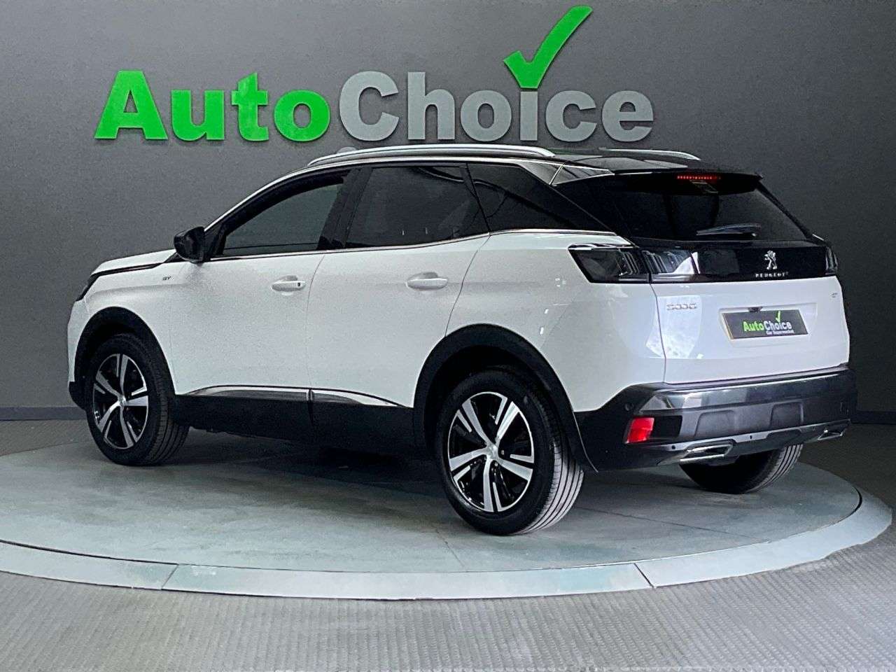 2022 PEUGEOT 3008 2022 PEUGEOT 3008
