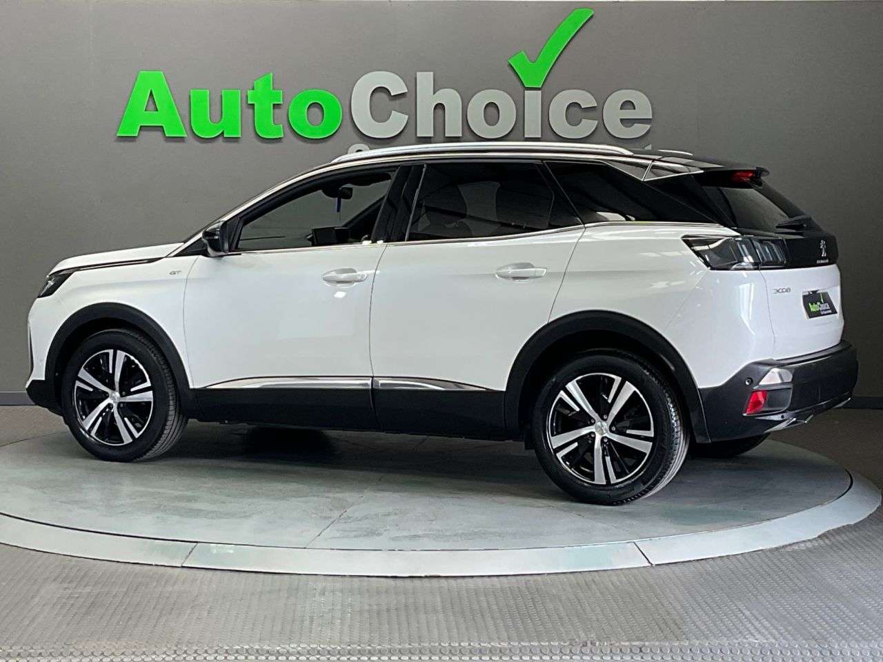 2022 PEUGEOT 3008 2022 PEUGEOT 3008