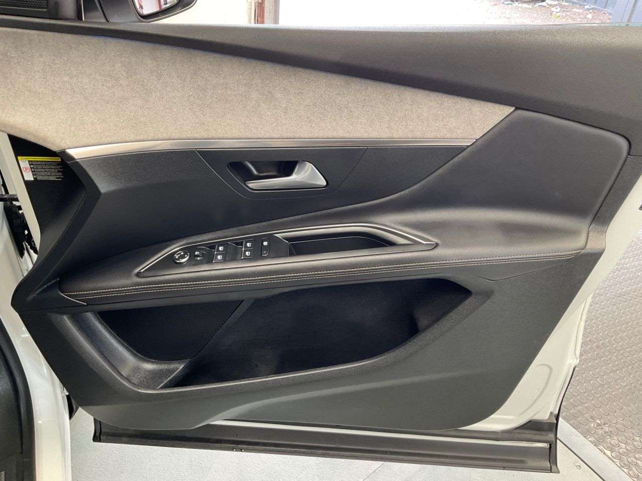 2022 PEUGEOT 3008 2022 PEUGEOT 3008