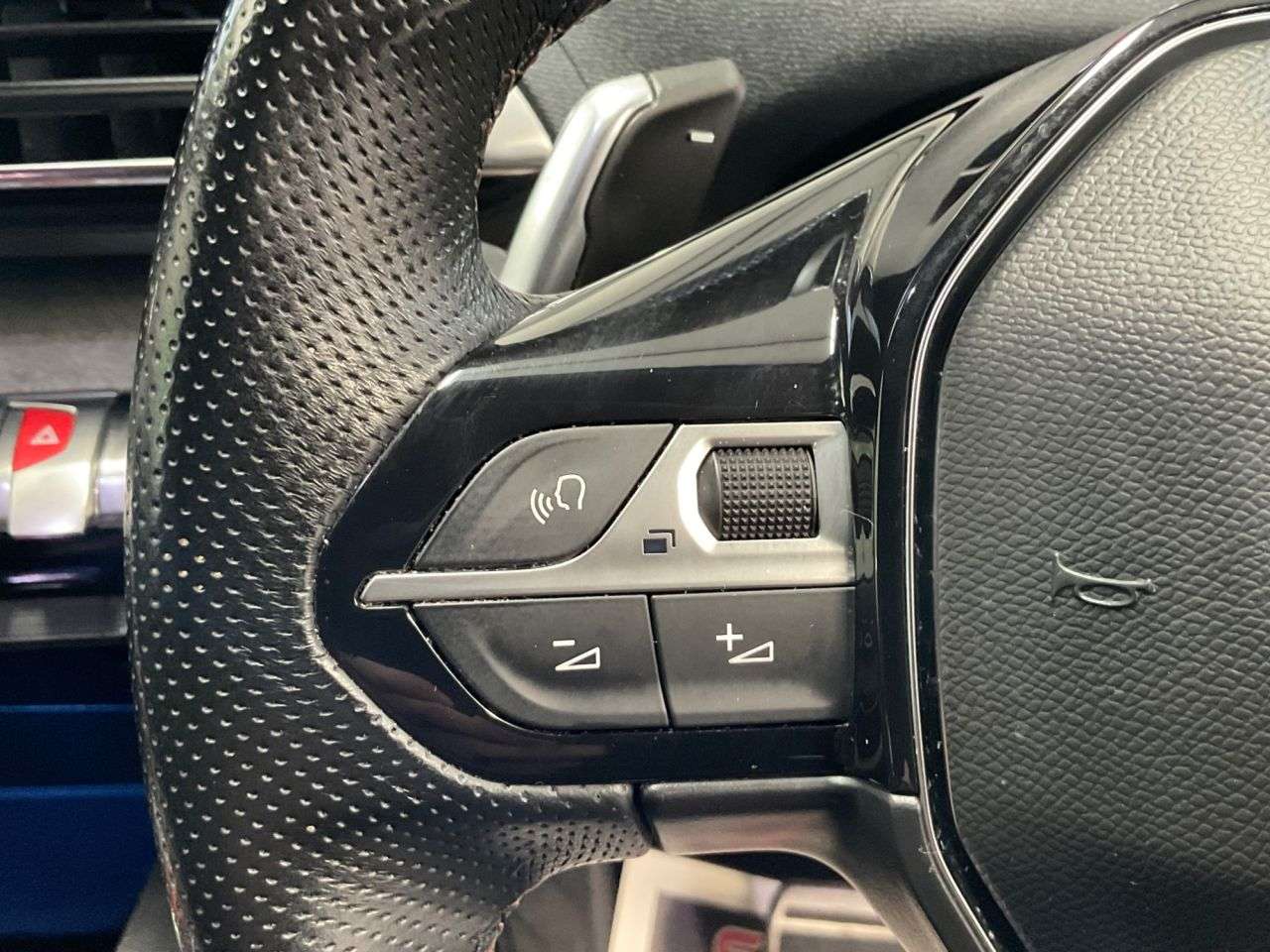 2022 PEUGEOT 3008 2022 PEUGEOT 3008