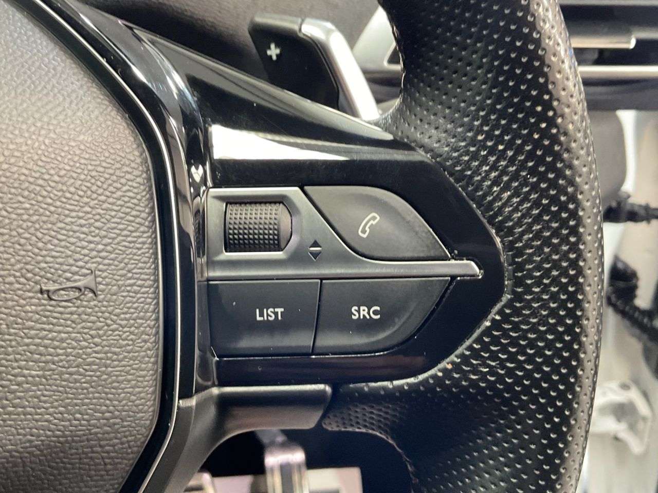 2022 PEUGEOT 3008 2022 PEUGEOT 3008