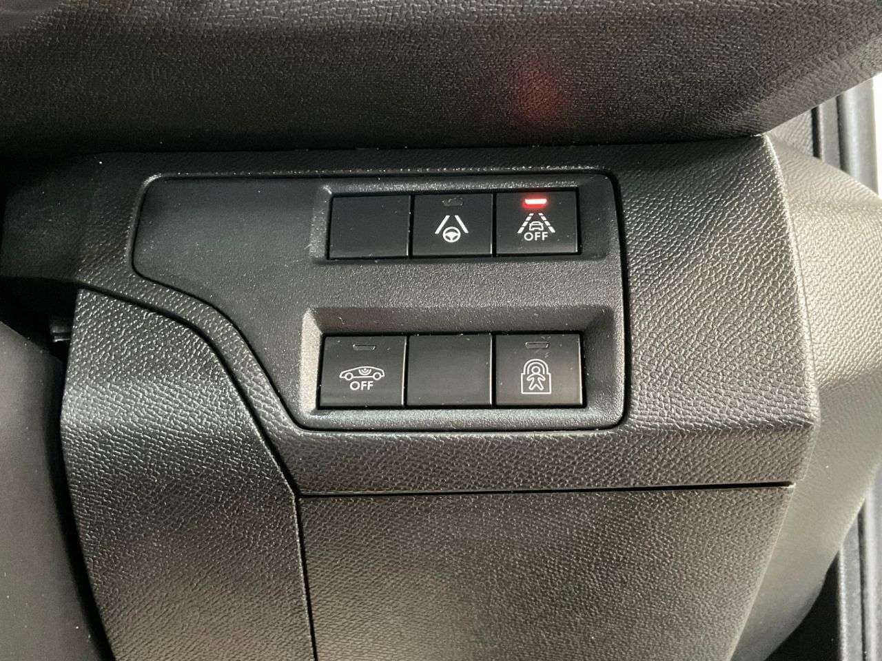 2022 PEUGEOT 3008 2022 PEUGEOT 3008