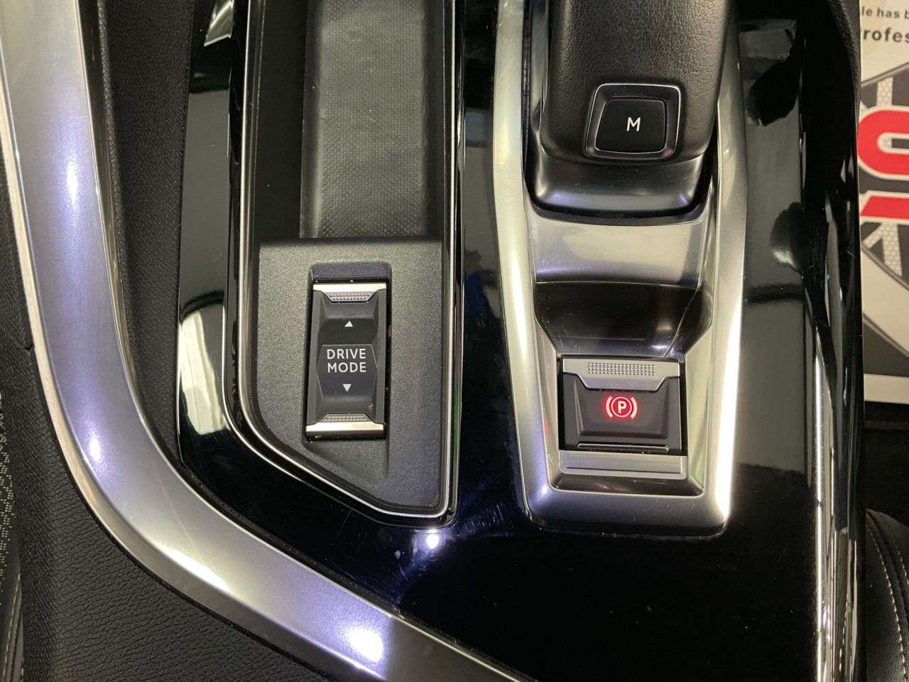 2022 PEUGEOT 3008 2022 PEUGEOT 3008