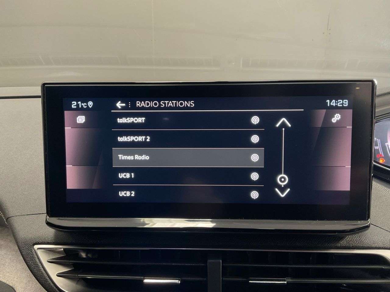 2022 PEUGEOT 3008 2022 PEUGEOT 3008