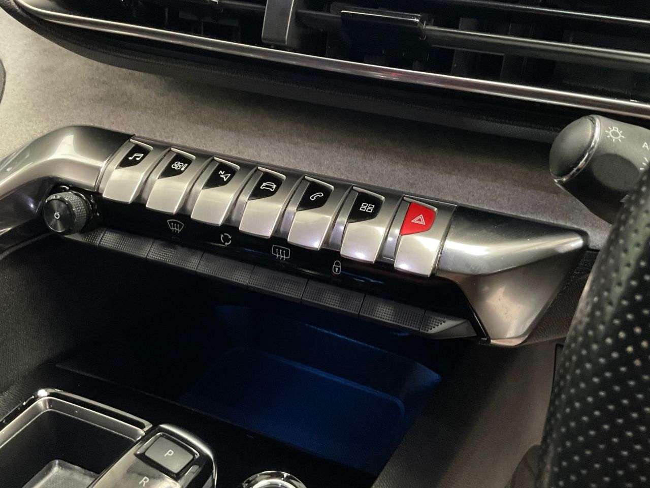 2022 PEUGEOT 3008 2022 PEUGEOT 3008