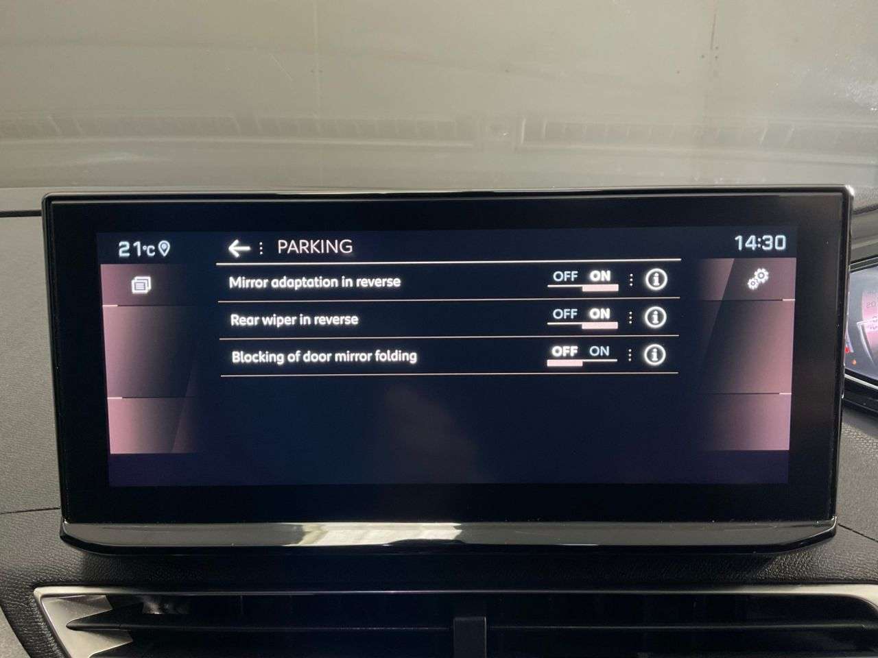 2022 PEUGEOT 3008 2022 PEUGEOT 3008