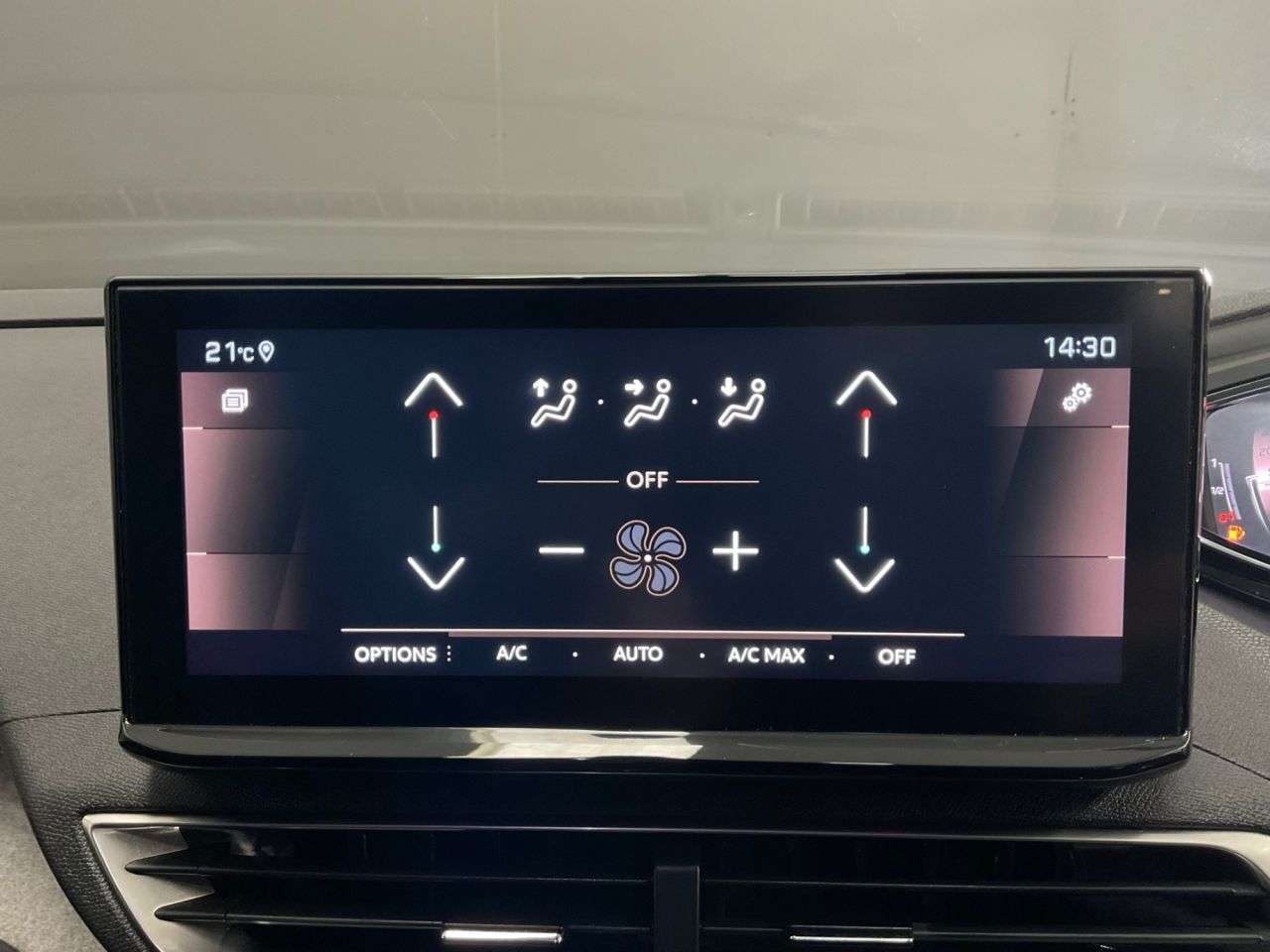 2022 PEUGEOT 3008 2022 PEUGEOT 3008