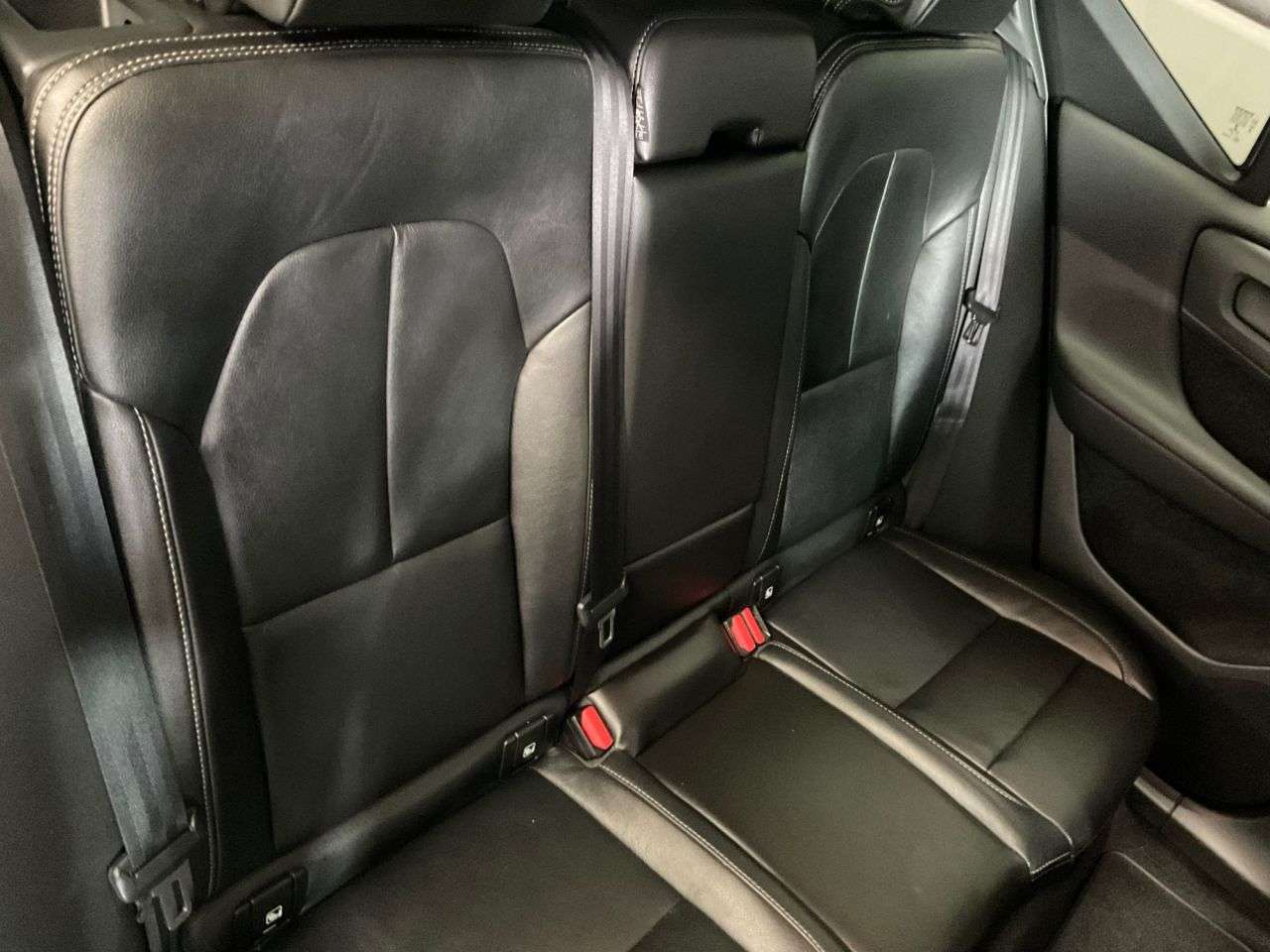 2020 VOLVO XC40 2020 VOLVO XC40