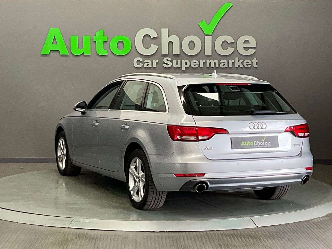 2017 AUDI A4 AVANT 2017 AUDI A4 AVANT