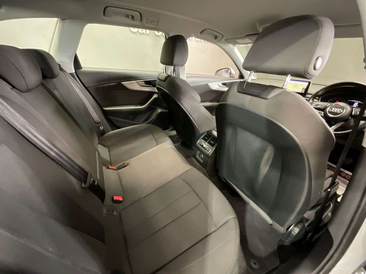 2017 AUDI A4 AVANT 2017 AUDI A4 AVANT