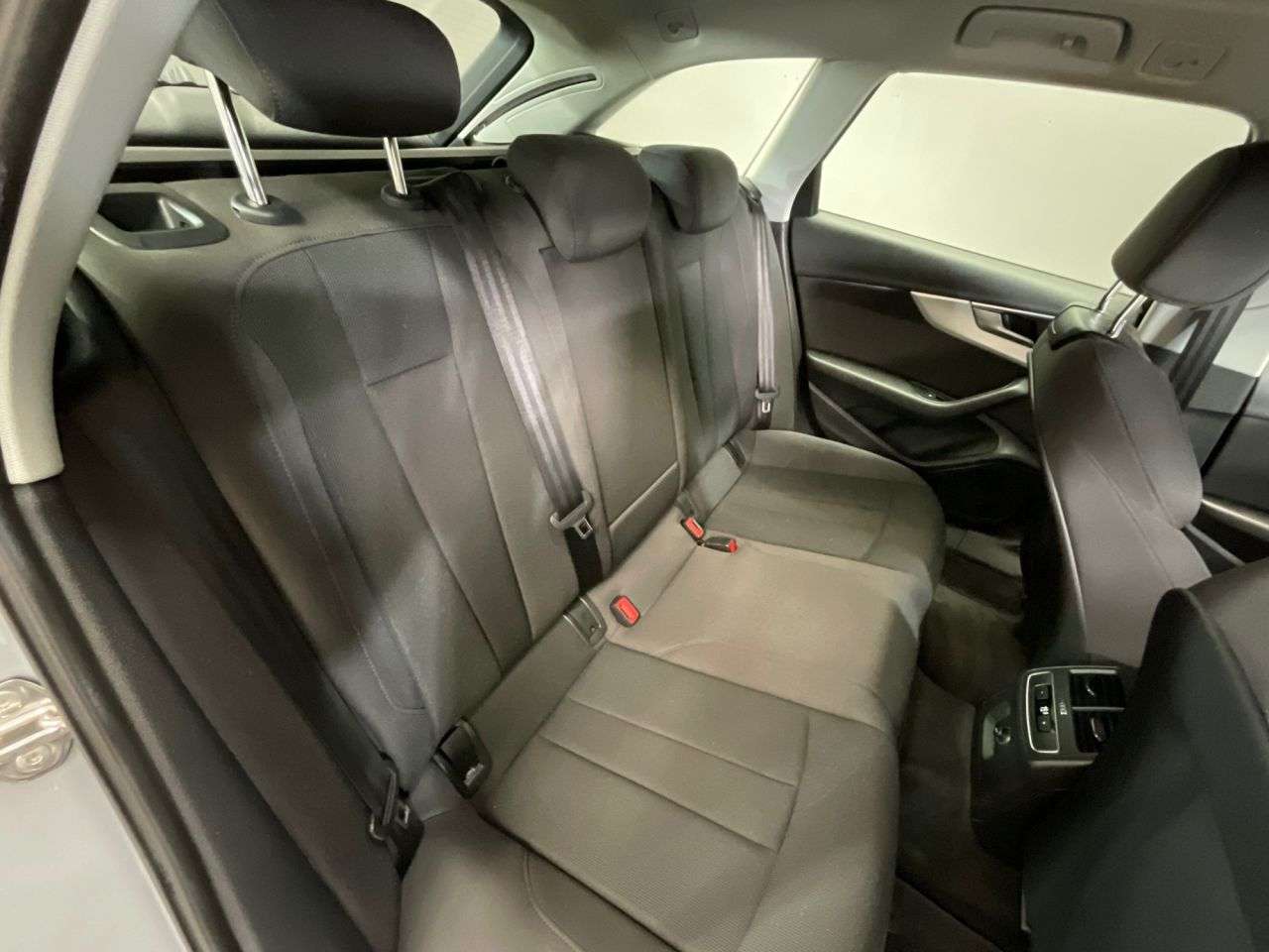 2017 AUDI A4 AVANT 2017 AUDI A4 AVANT