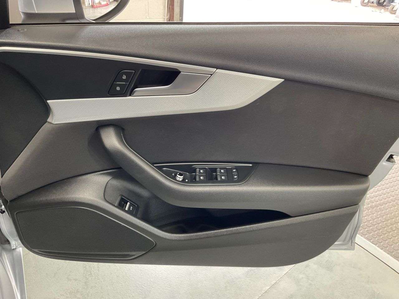 2017 AUDI A4 AVANT 2017 AUDI A4 AVANT