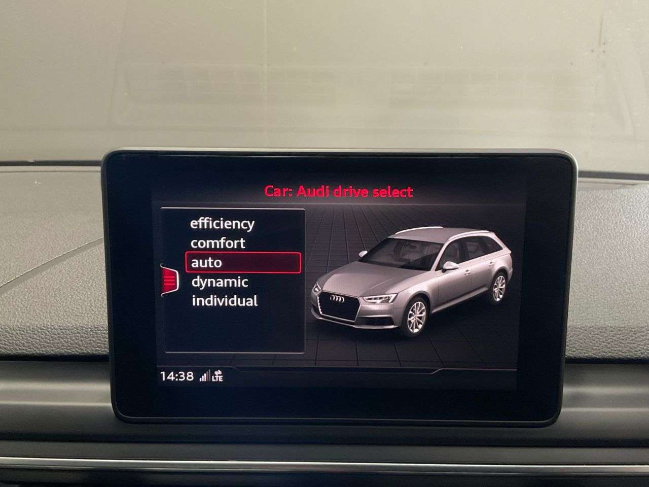 2017 AUDI A4 AVANT 2017 AUDI A4 AVANT