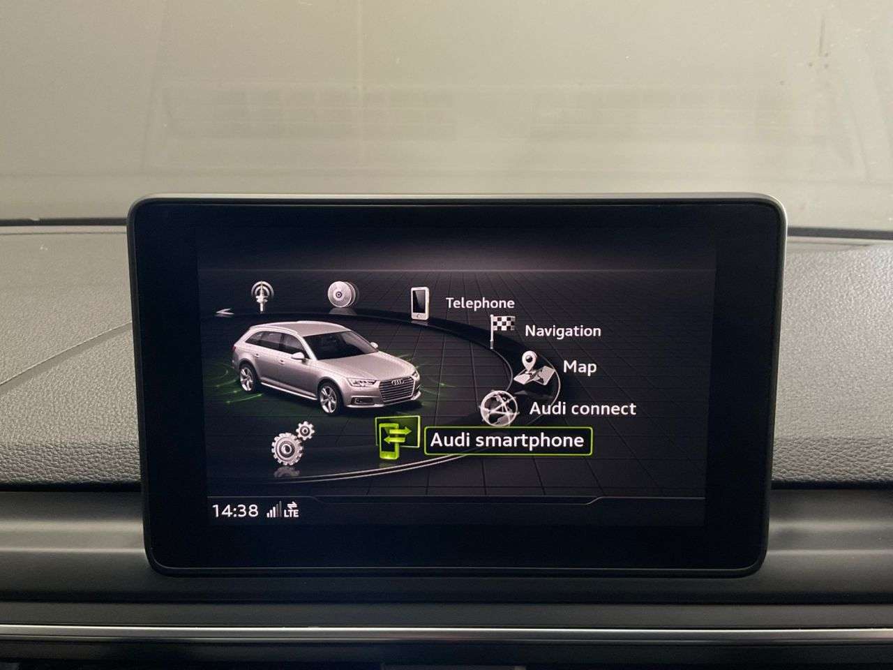 2017 AUDI A4 AVANT 2017 AUDI A4 AVANT