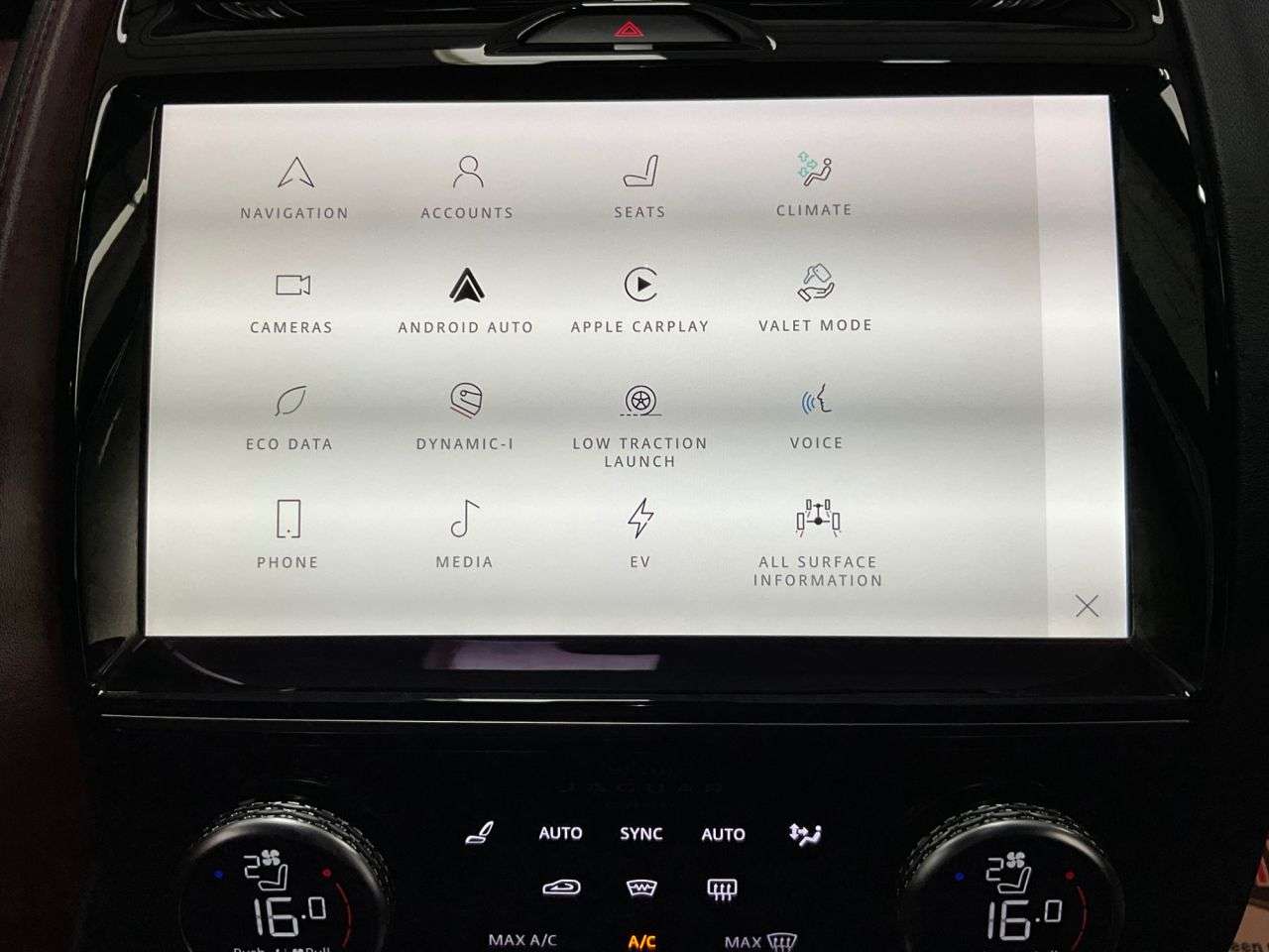 2022 JAGUAR E-PACE 2022 JAGUAR E-PACE