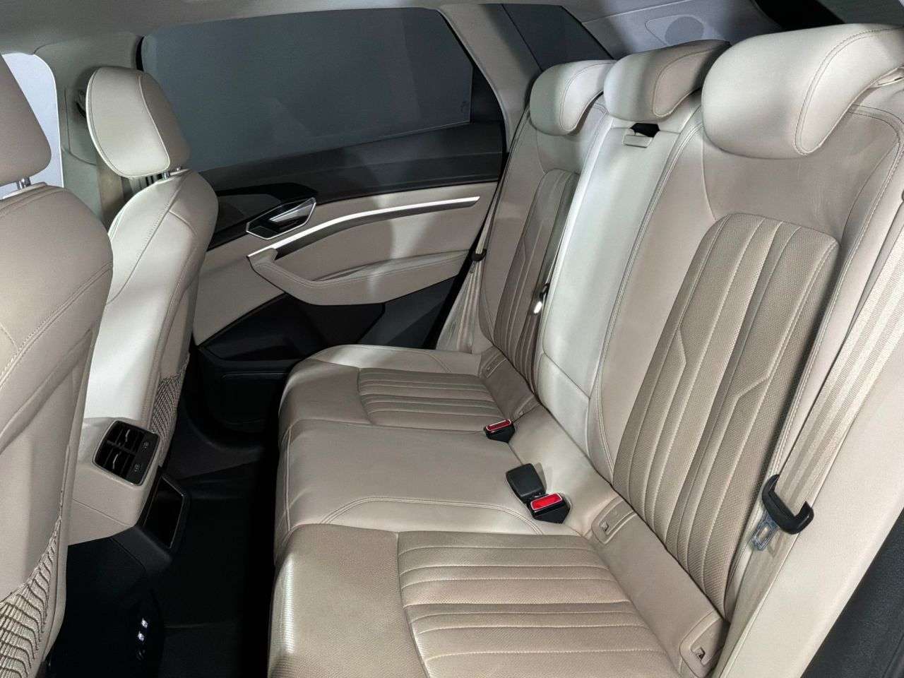 2019 AUDI E-TRON 2019 AUDI E-TRON