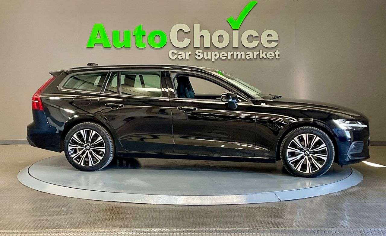 2023 VOLVO V60 2023 VOLVO V60
