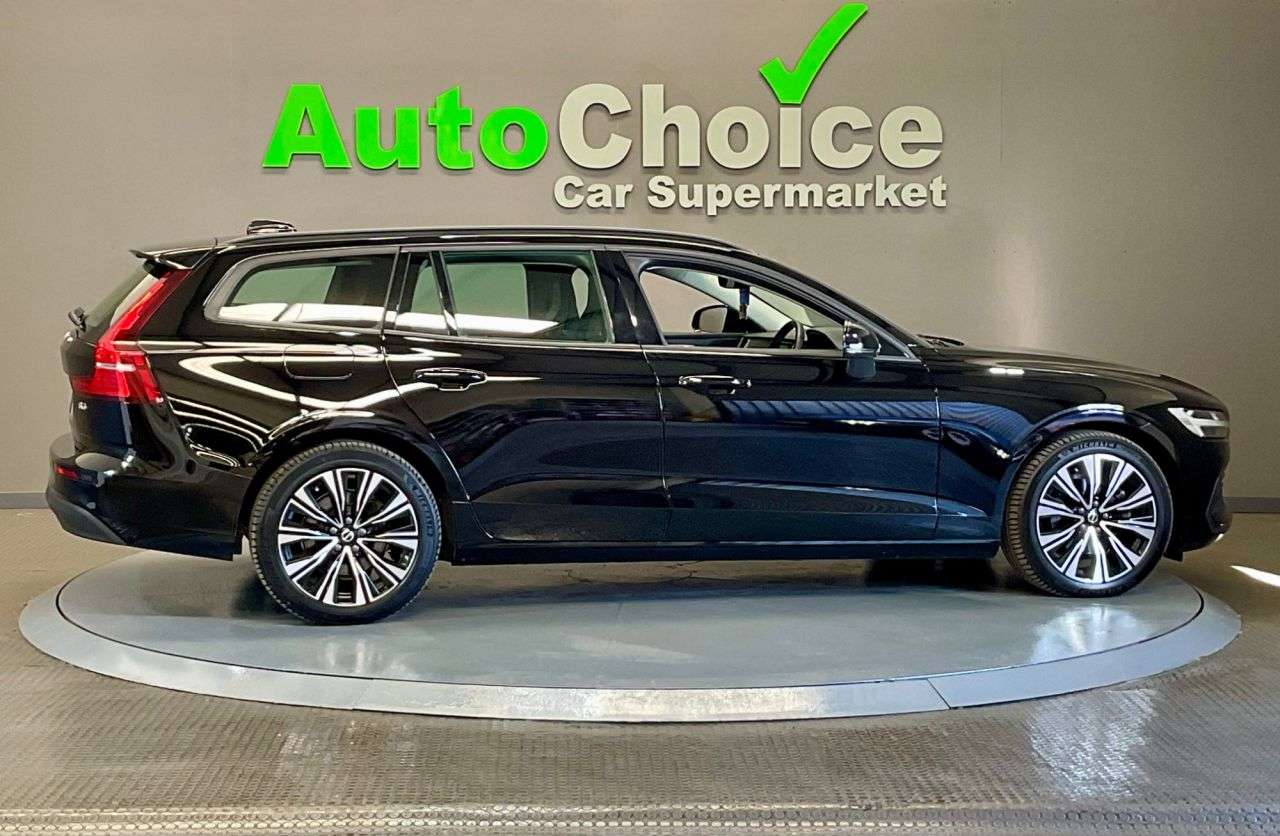 2023 VOLVO V60 2023 VOLVO V60