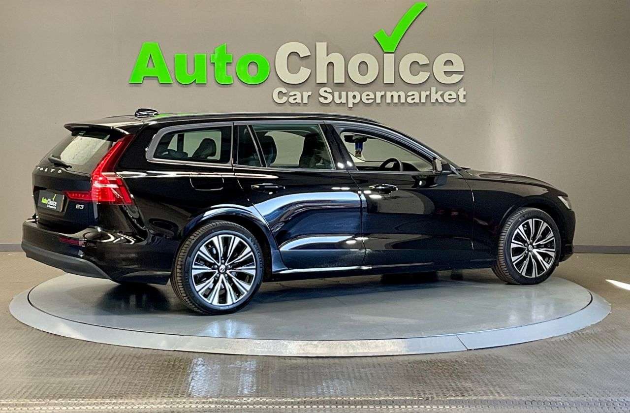 2023 VOLVO V60 2023 VOLVO V60