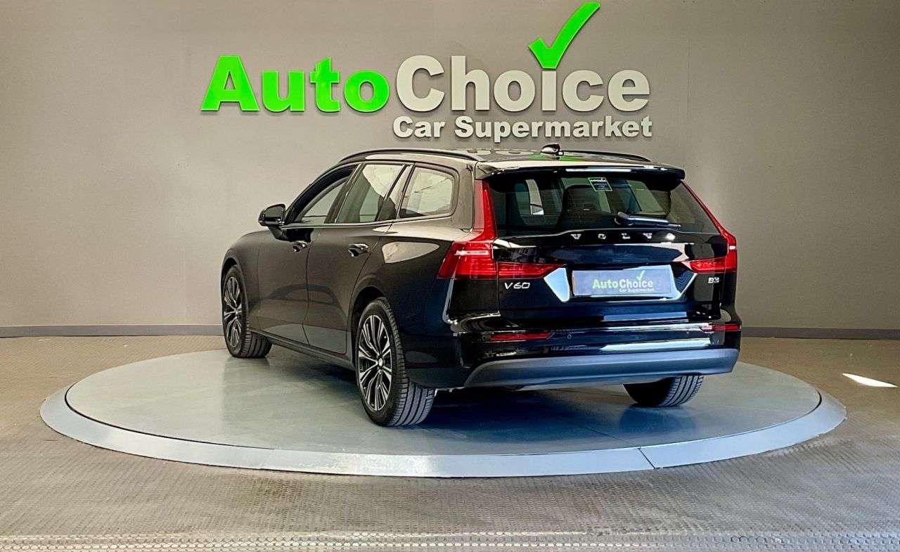 2023 VOLVO V60 2023 VOLVO V60