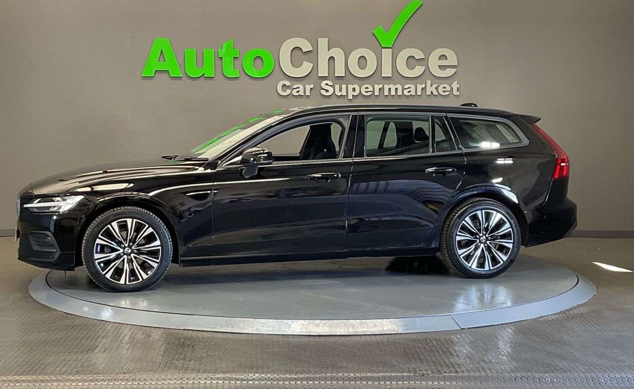 2023 VOLVO V60 2023 VOLVO V60