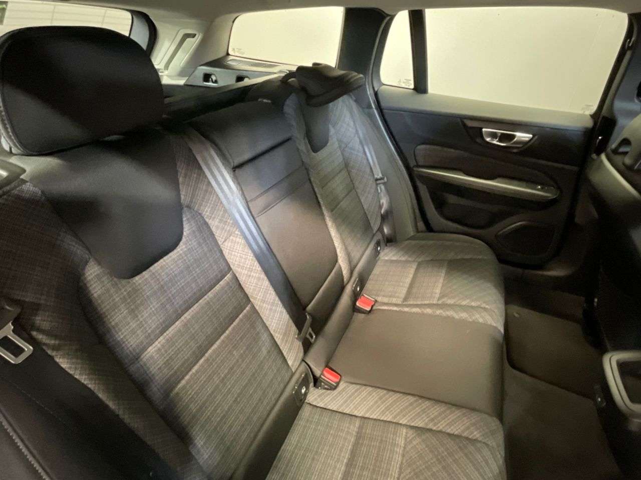 2023 VOLVO V60 2023 VOLVO V60