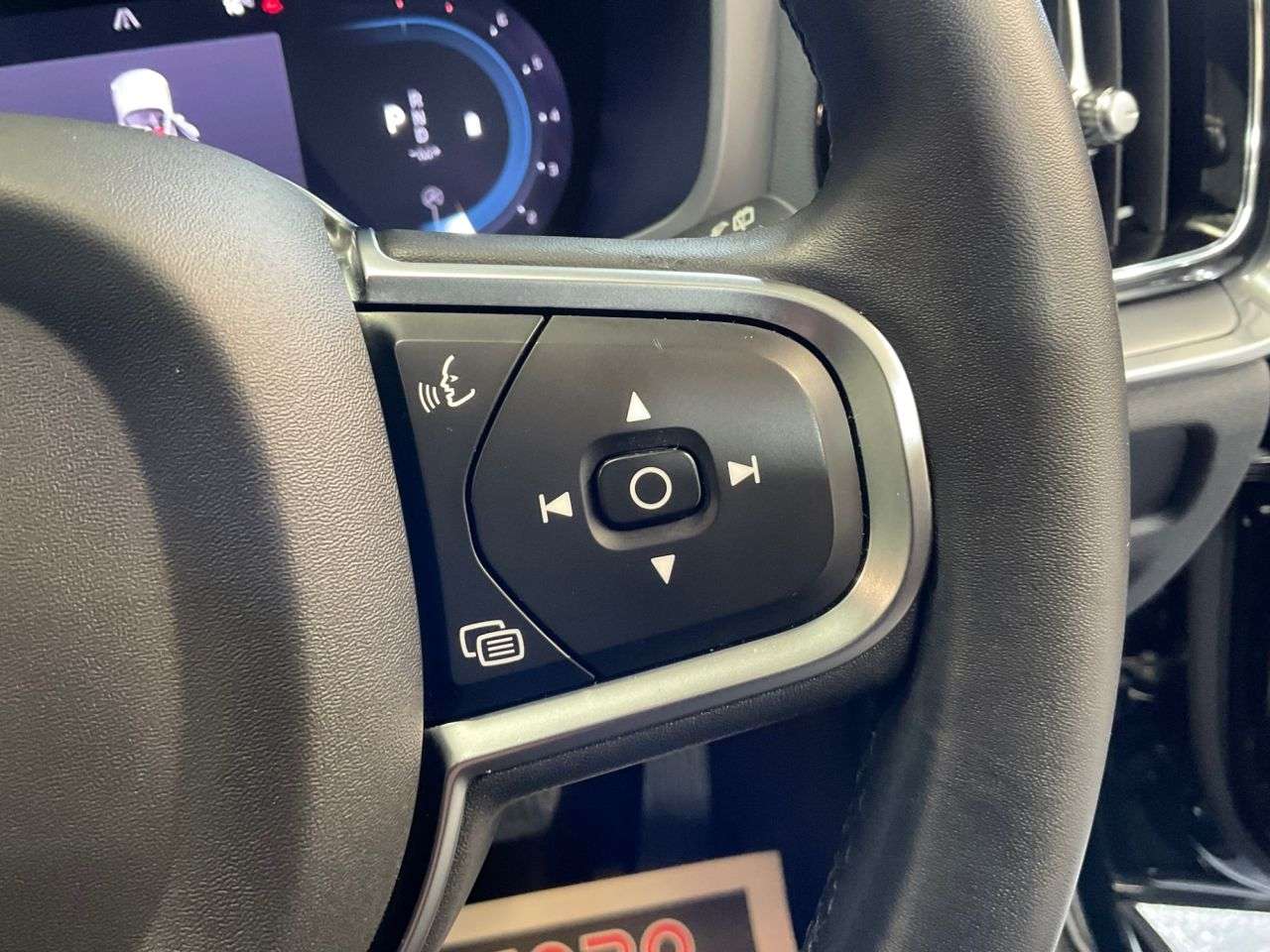 2023 VOLVO V60 2023 VOLVO V60