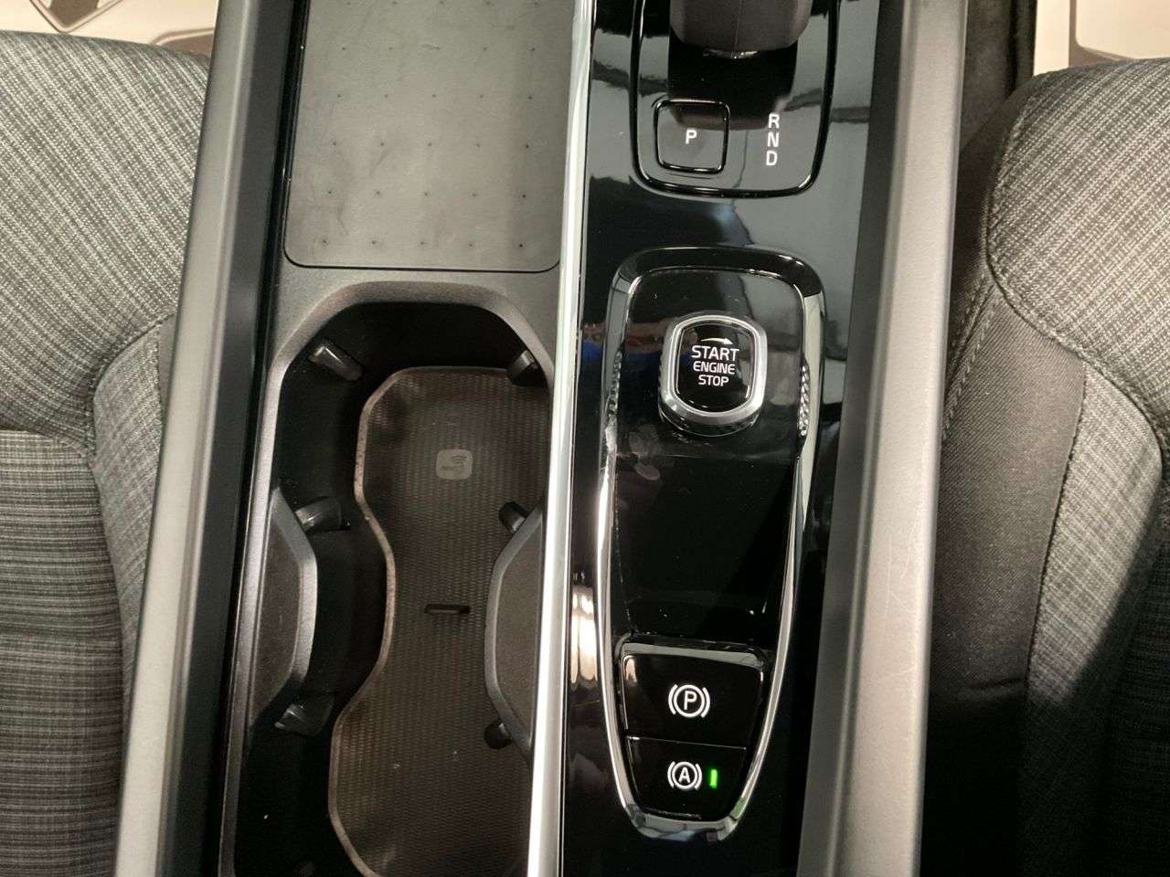 2023 VOLVO V60 2023 VOLVO V60