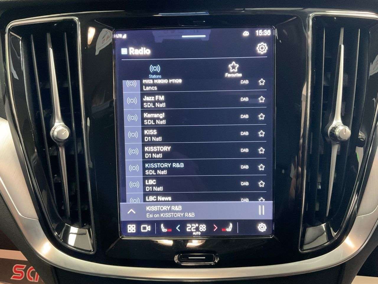 2023 VOLVO V60 2023 VOLVO V60