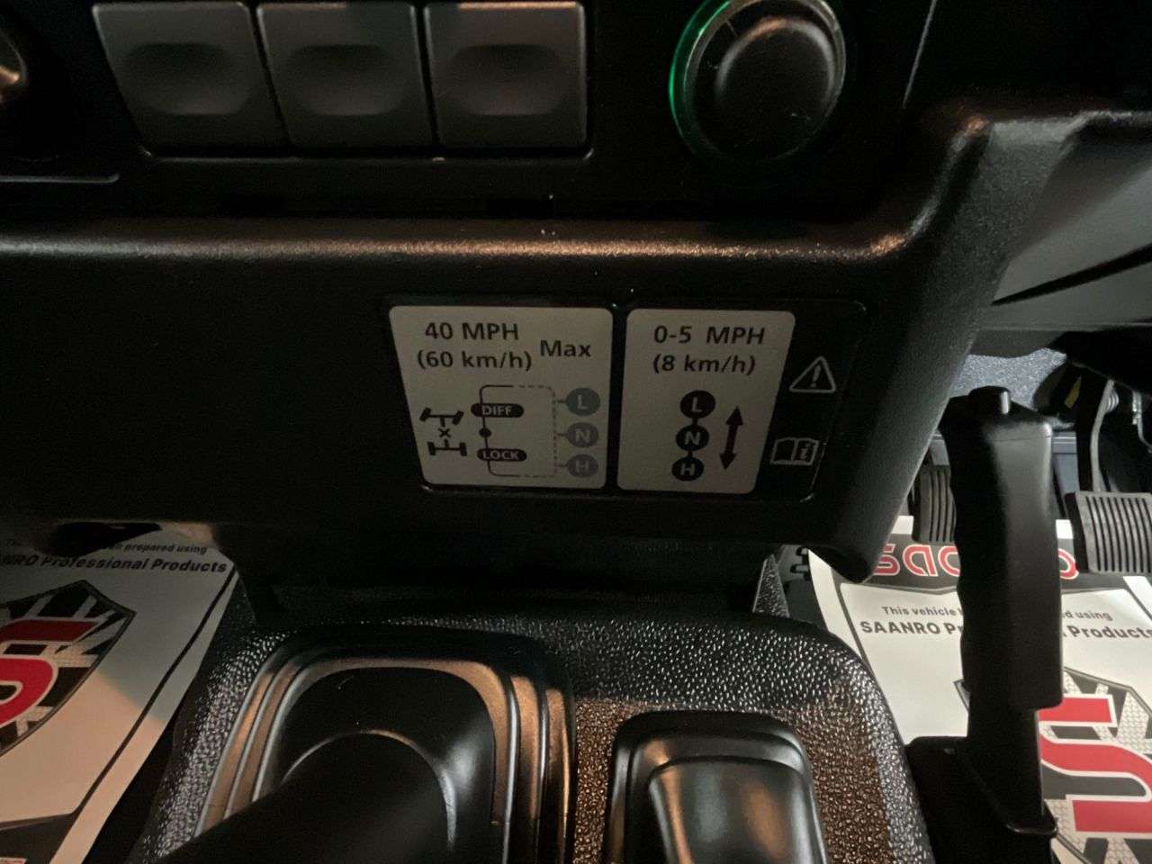 2014 LAND ROVER DEFENDER 2014 LAND ROVER DEFENDER