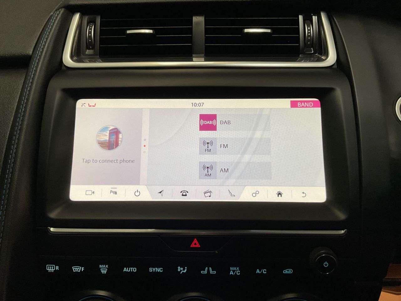 2019 JAGUAR E-PACE 2019 JAGUAR E-PACE