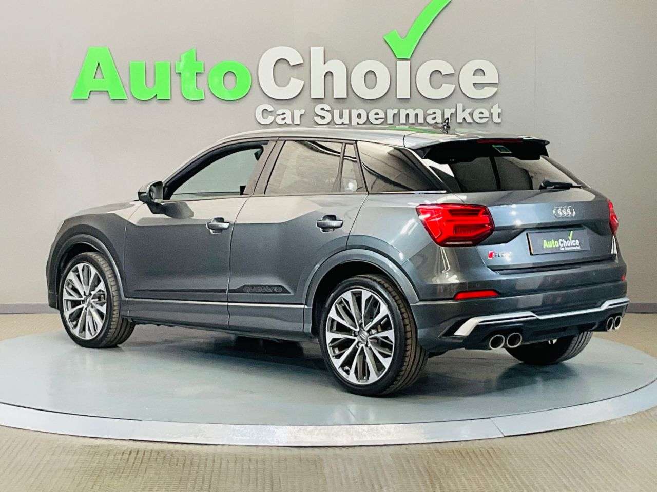 2020 AUDI SQ2 2020 AUDI SQ2