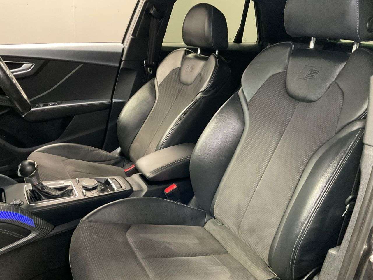 2020 AUDI SQ2 2020 AUDI SQ2