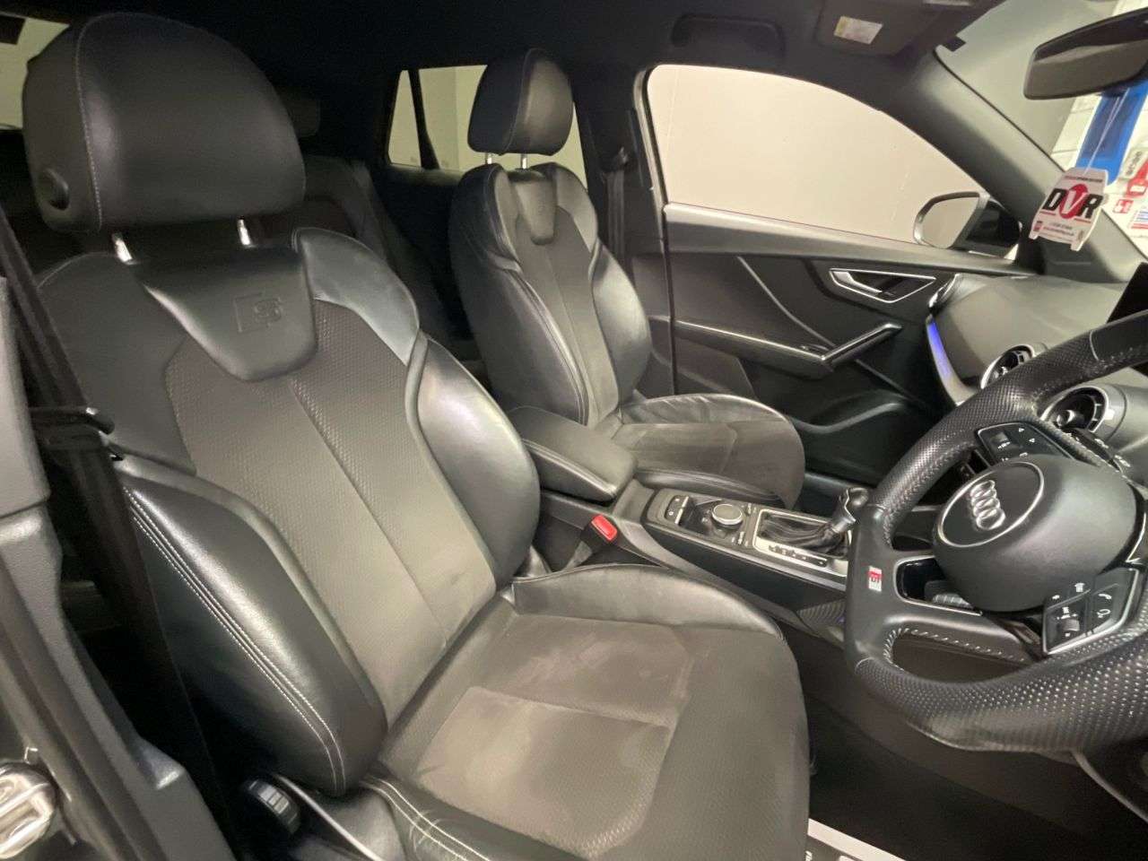 2020 AUDI SQ2 2020 AUDI SQ2