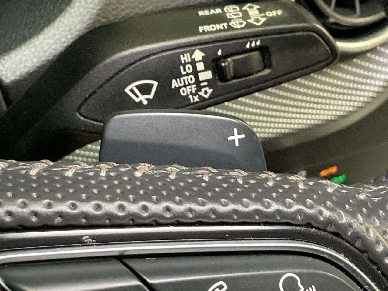 2020 AUDI SQ2 2020 AUDI SQ2