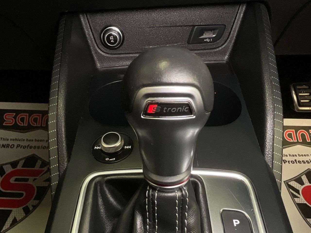 2020 AUDI SQ2 2020 AUDI SQ2